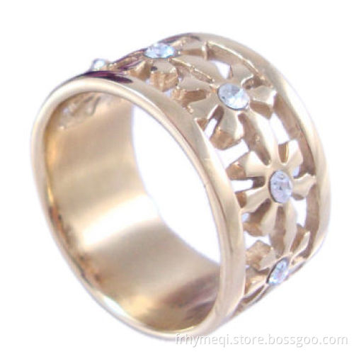 Hollowed-out Patterns Gold Plating Stainless Steel Ring, OEM Orders Welcomed